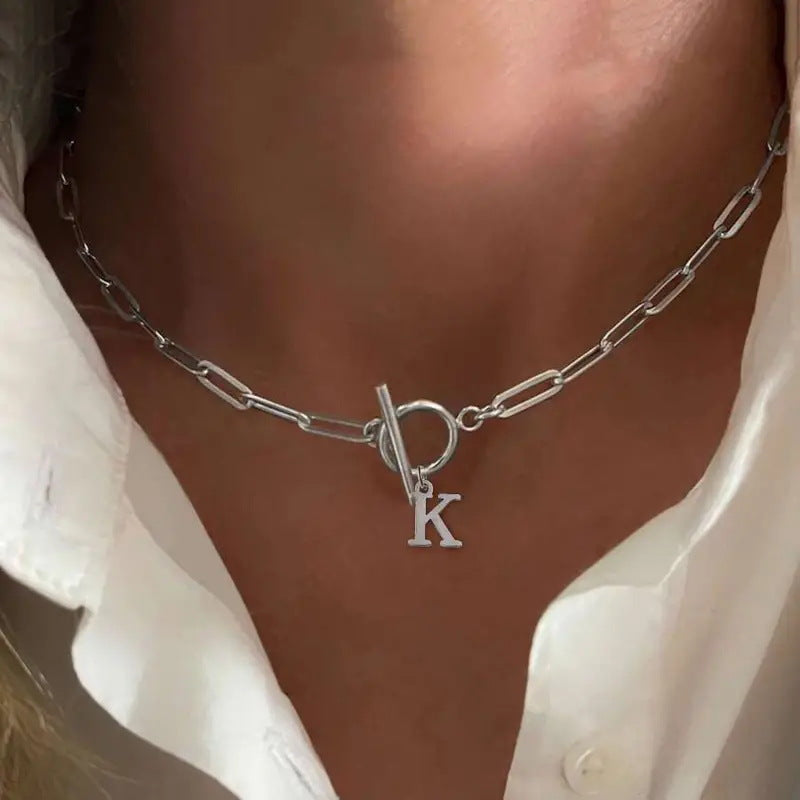 Le Collier à Lettre Rovéa