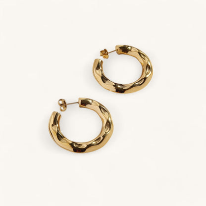 Les Boucles d’Oreilles Jackie