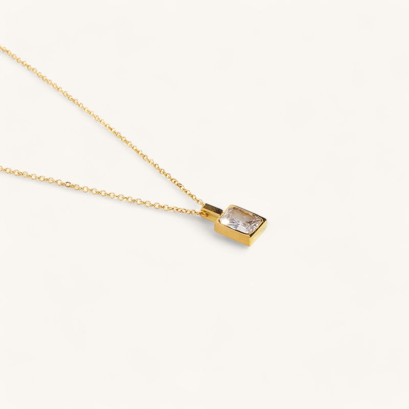 Le Collier Diamanté