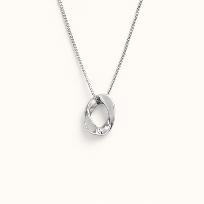 Le Collier Médaillon Ovale